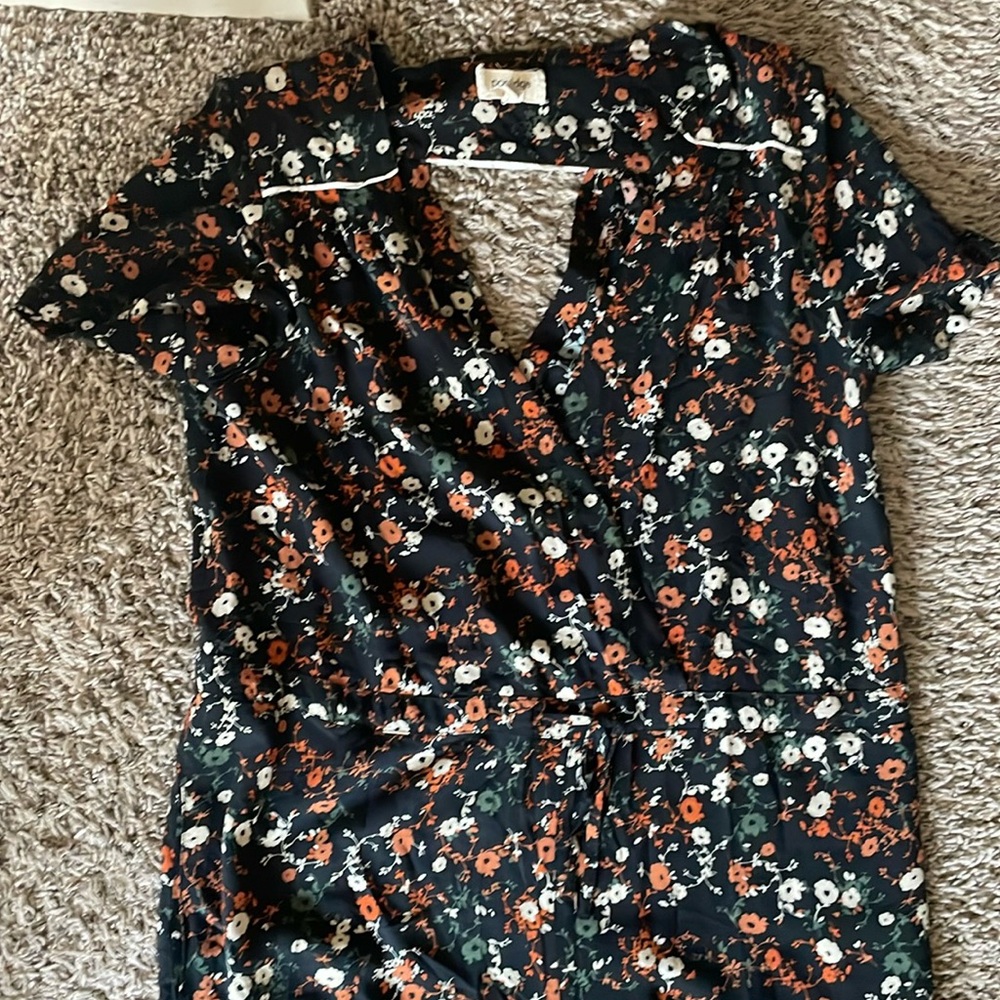 Anthropologie romper pants porridge size medium like new